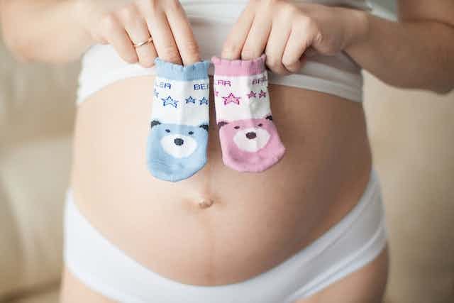 which-gender-is-more-emotional-in-pregnancy-pregnant-women-care